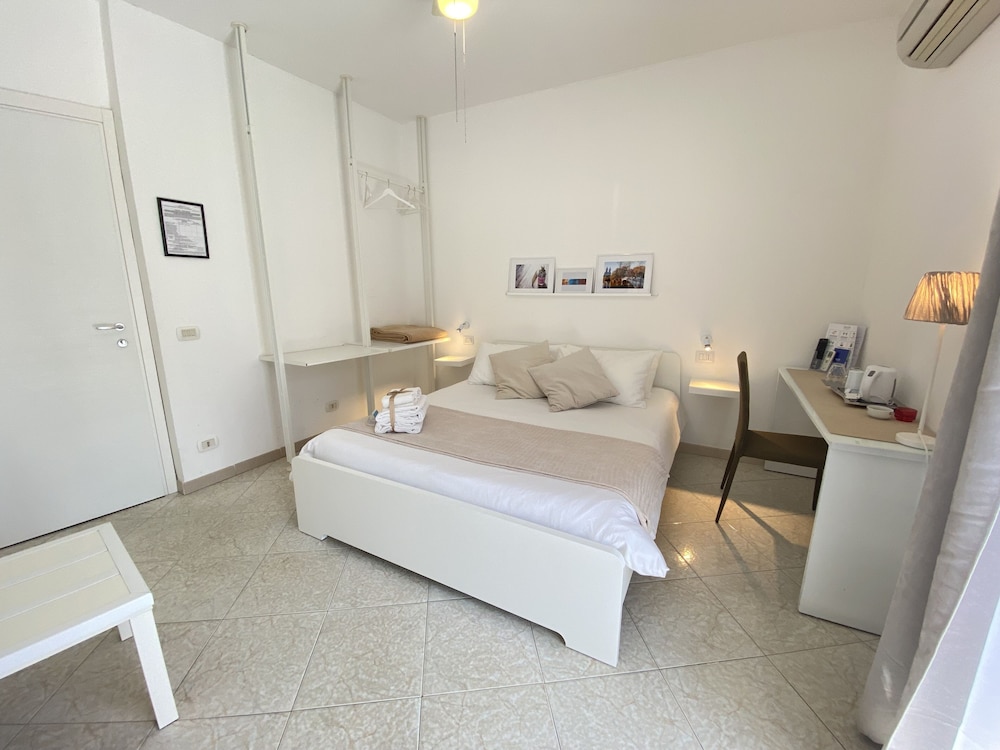 Double Room, Balcony, Mountain View