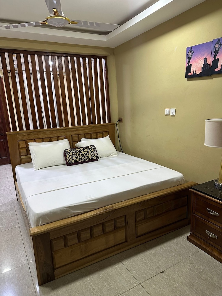 Deluxe Room, 1 King Bed