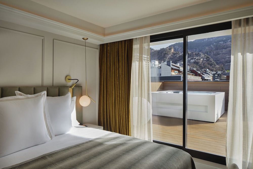 Grand Suite (Messi | 3 adults)