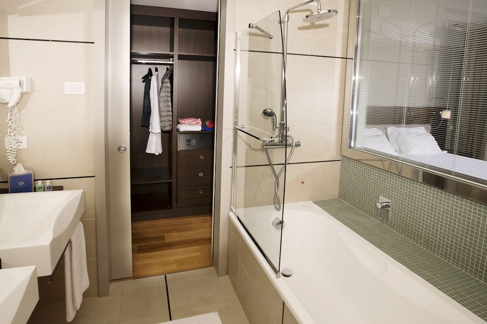 Suite Murialdo Elite, SPA access included - Photo 6