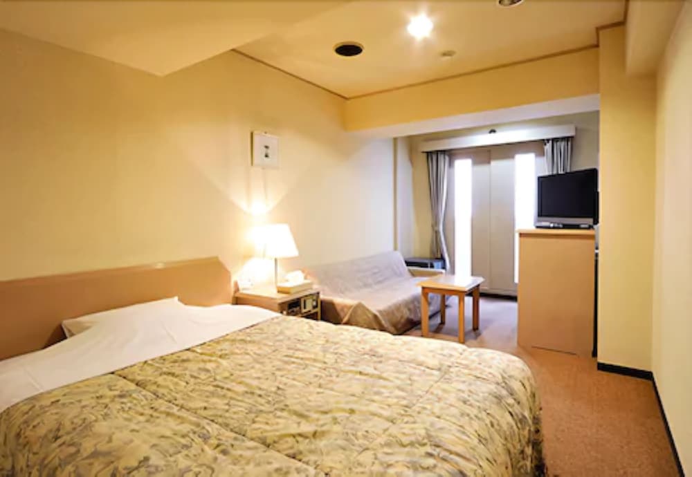 Double Room, Private Bathroom, Smoking