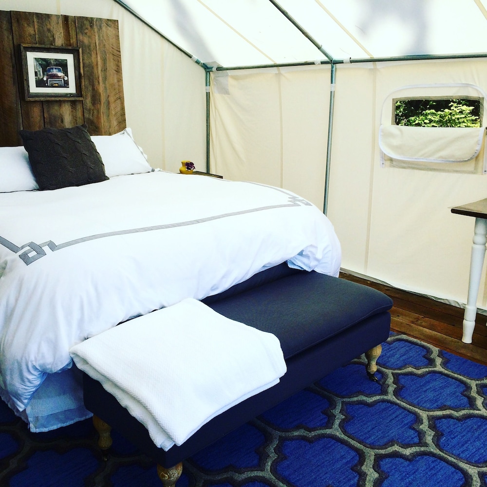 Superior Tent, 1 Bedroom, Ocean View photo 1