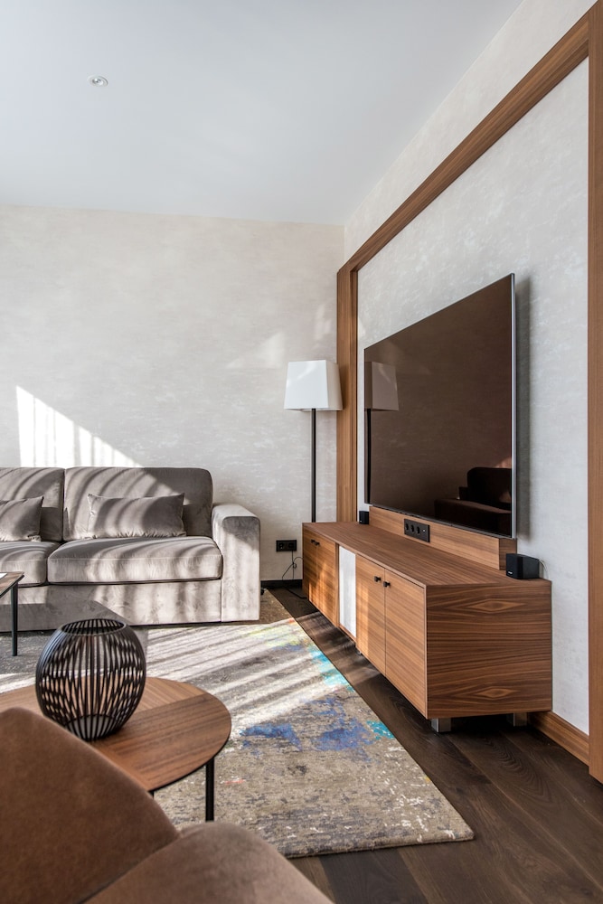 Panoramic Suite, River View photo 3