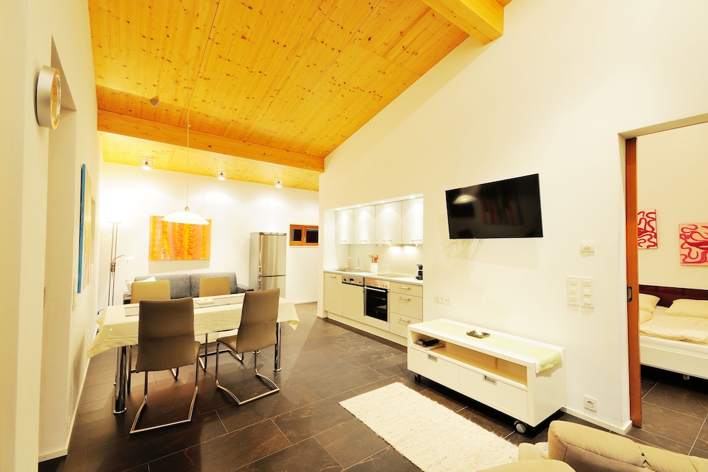 Luxury Apartment, 1 Bedroom, Mountain View, Garden Area (Almrausch) photo 3