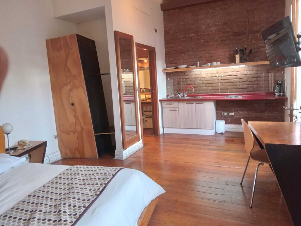 Family Room, 1 Bedroom, Accessible, Ensuite photo 1