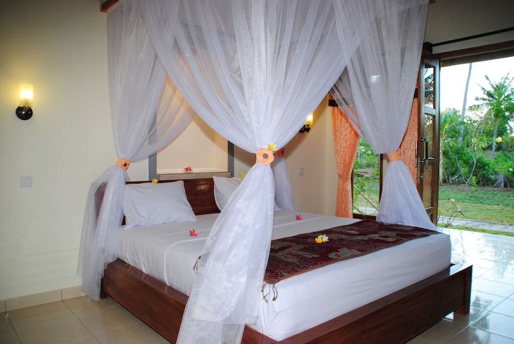 Standard Room (with Fan) photo 1