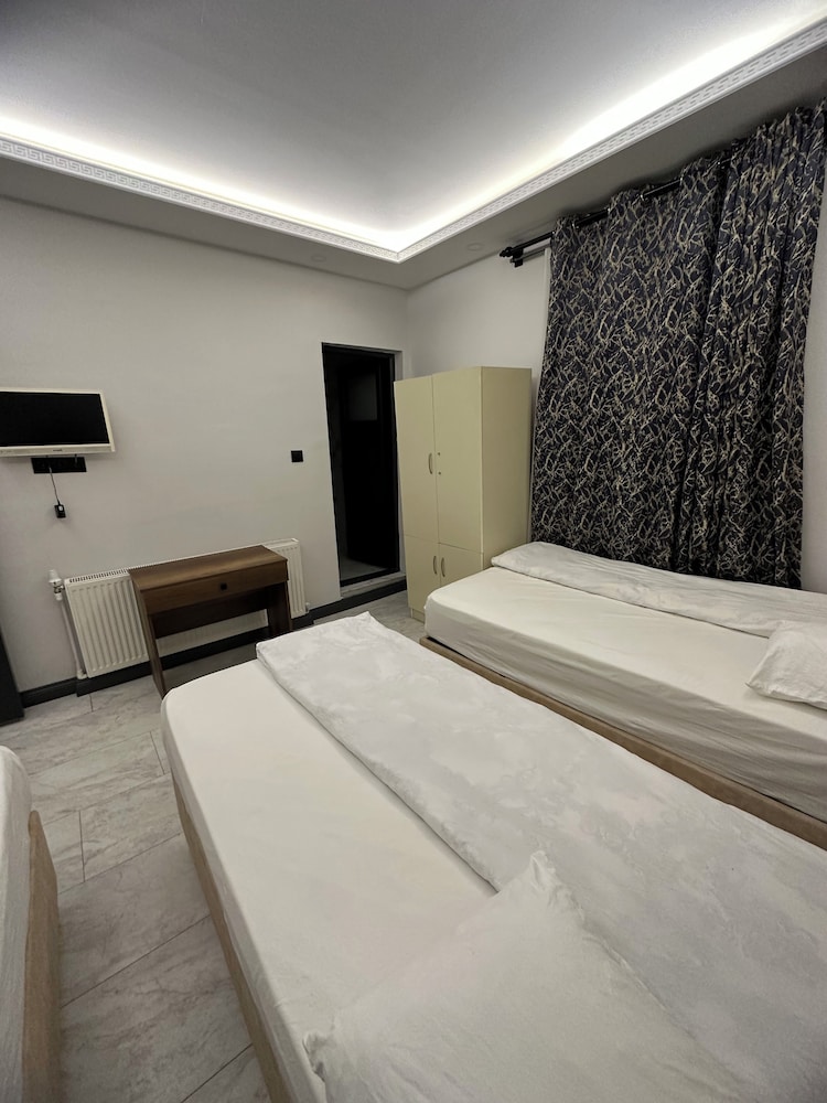 Triple Room photo 2