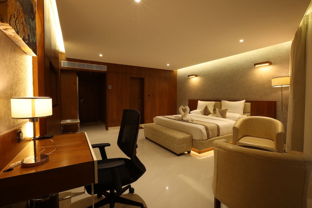 Deluxe Double Room - Photo 1