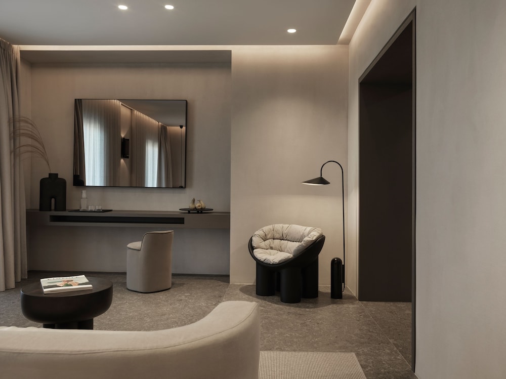 Premium Suite, Private Heated Pool, Sea View - Photo 8