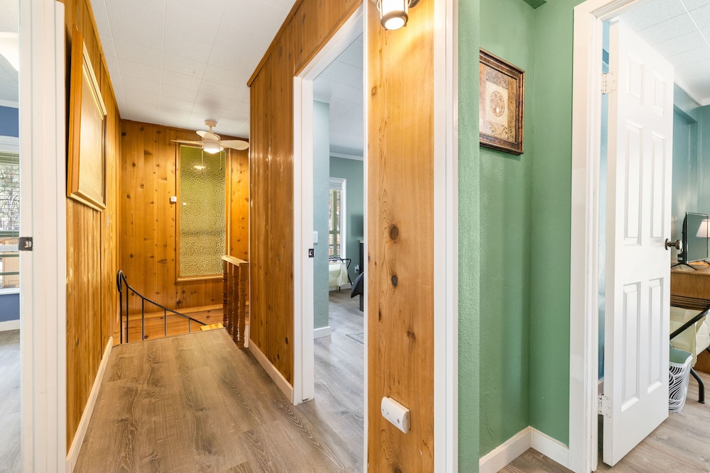 Cabin, Multiple Beds, Balcony photo 3