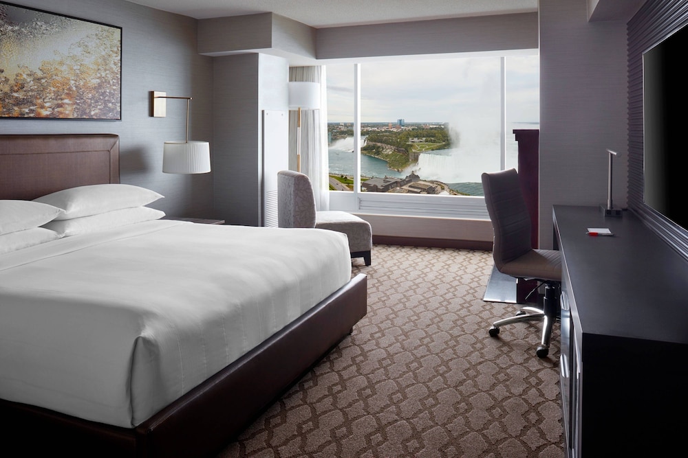 Superior Room, 1 King Bed