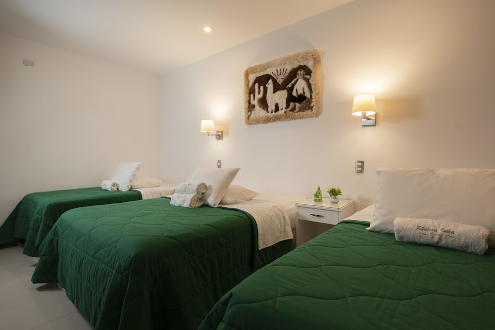 Family Quadruple Room, 1 Bedroom, Private Bathroom photo 3