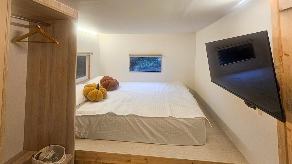 Basic Room, 1 Bedroom (Stay Eden 7 (Caravan)) - Photo 1