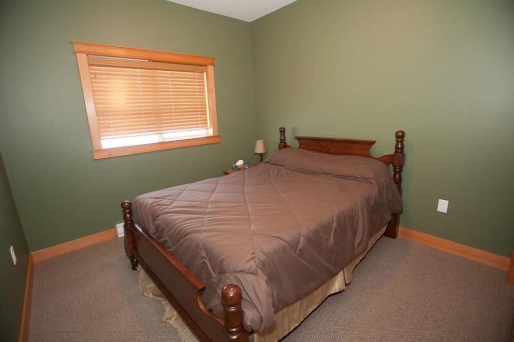 House, 3 Bedrooms, Mountain View photo 1