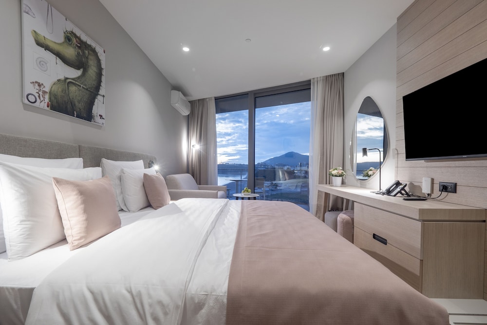 Superior Double or Twin Room photo 2