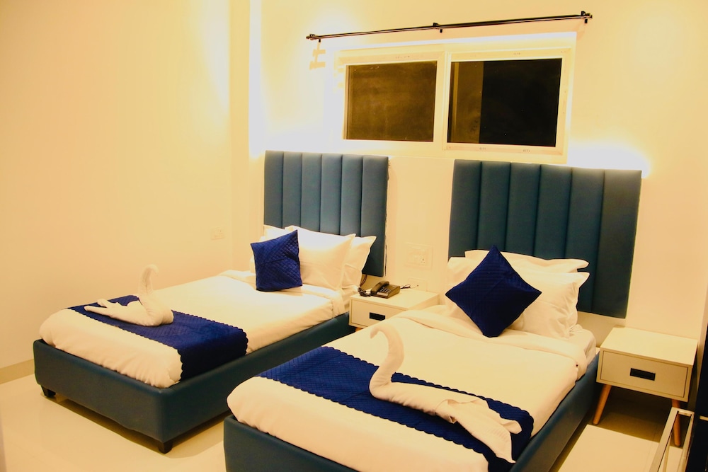 Deluxe Twin Room photo 1