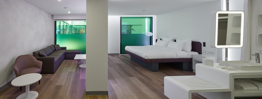 Junior Suite - Photo 1