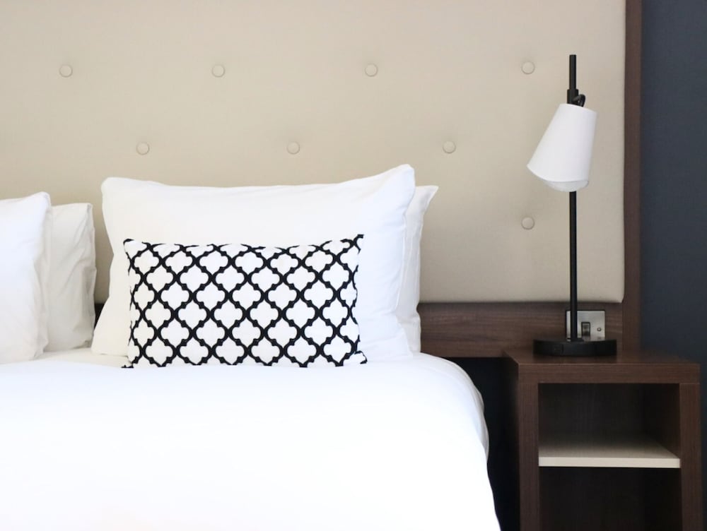 Premium Room - Photo 12