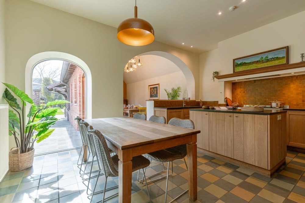 Huyze Termote - Prime Villa With Wonderful Garden, Photo 27