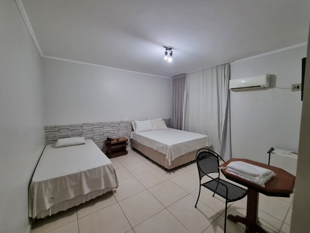 Standard Twin Room, 2 Twin Beds photo 1