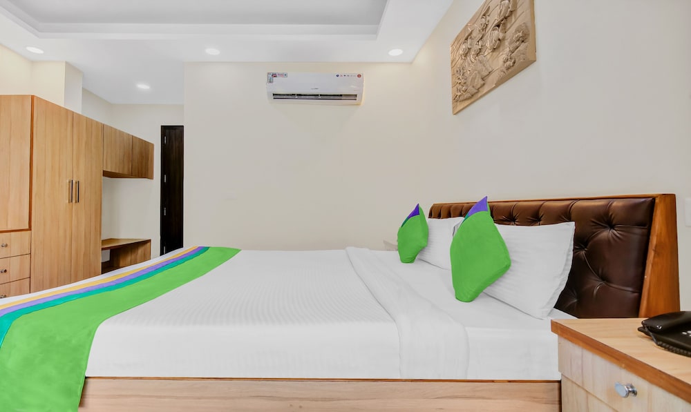 Deluxe Room - Photo 4