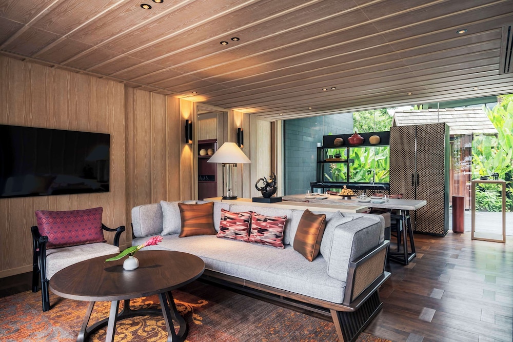 Villa, 1 King Bed, Ocean View (Pool) - Photo 1