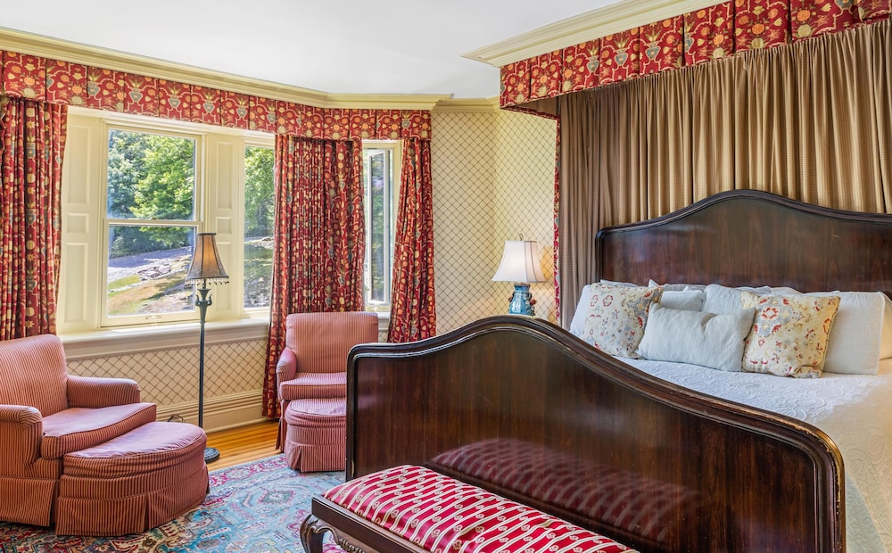 Howe Suite photo 2