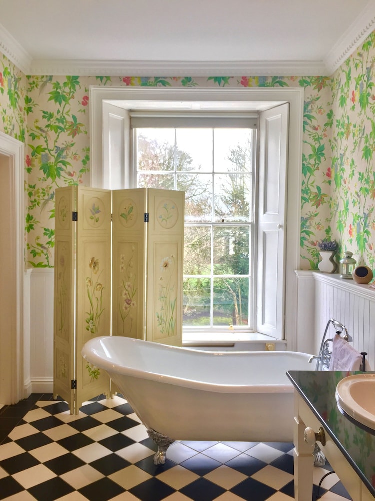 Heritage Period Style Room - Photo 8