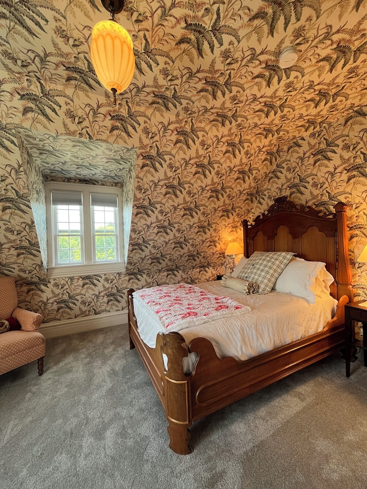 Suite, 2 Bedrooms, Lake View photo 1