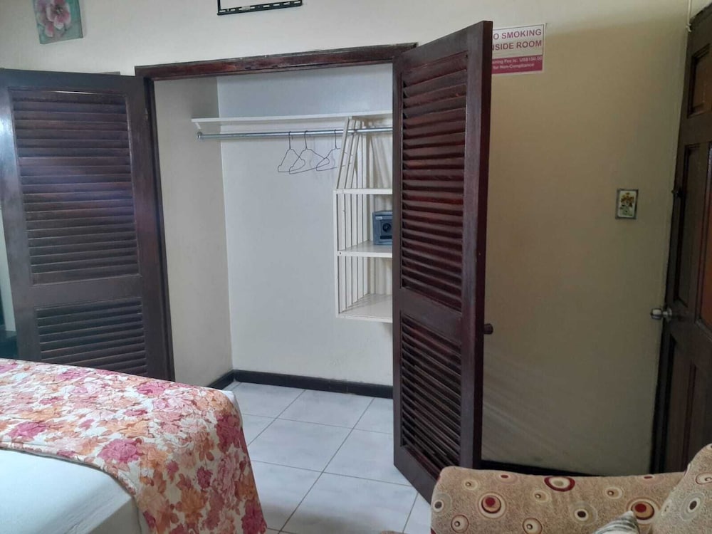 Basic Room (1) photo 3