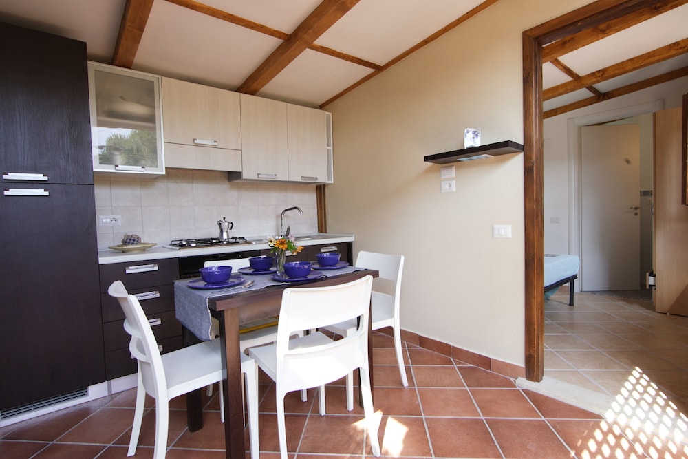 Comfort Studio, 1 Bedroom, Kitchenette photo 2