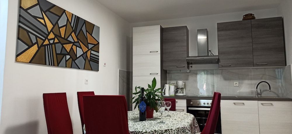 Comfort Apartment, Balcony, Partial Sea View