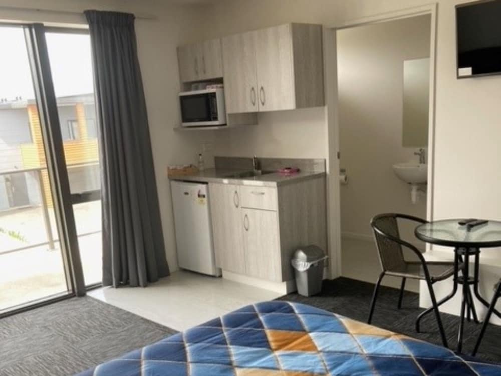 Ensuite Double photo 3