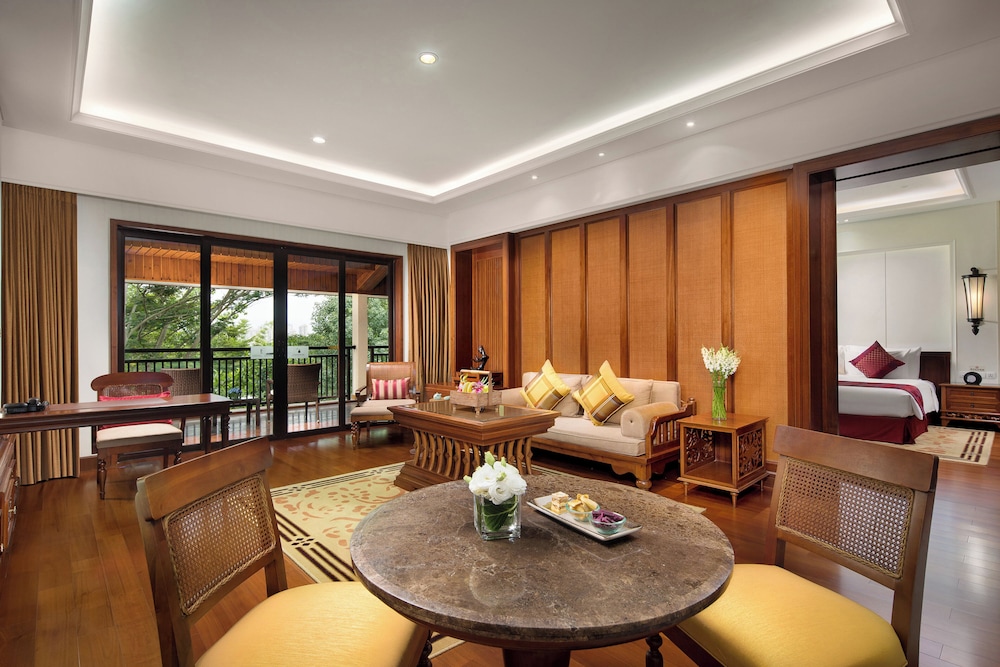 1 Bedroom Suite