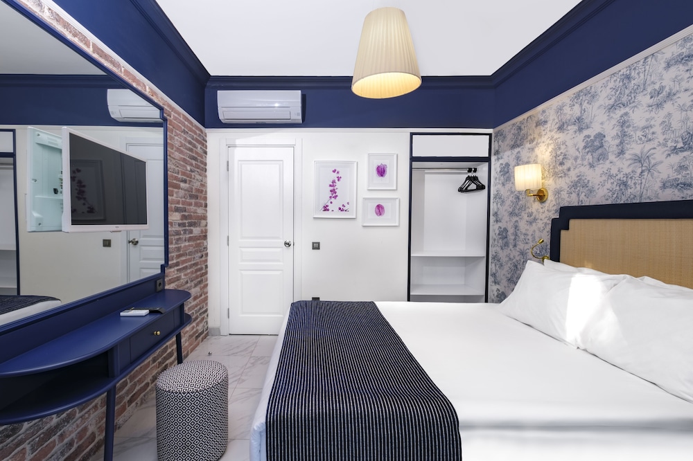 Villa Family Room photo 2