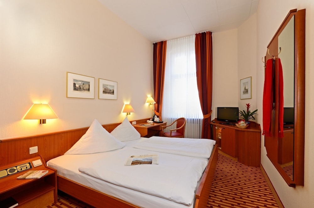 Standard Double Room photo 1