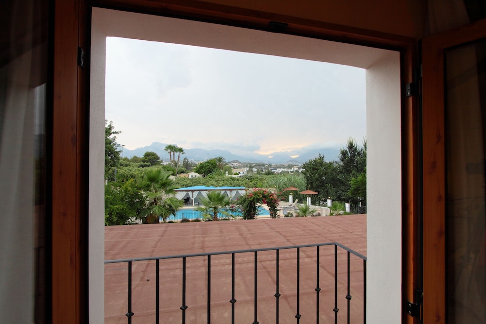 Traditional Twin Room, Balcony - Photo 14