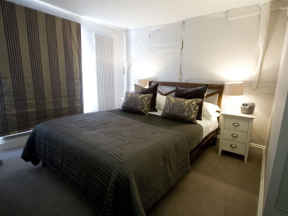 Basic Double Room, Ensuite