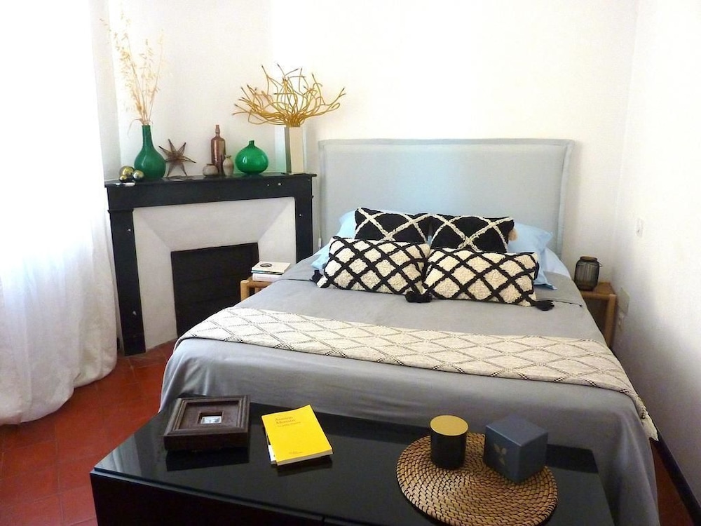Deluxe Double Room - Photo 1