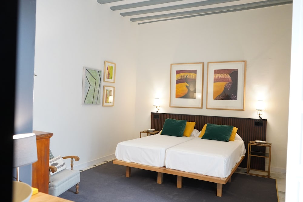 Standard Double or Twin Room, Ensuite, Ground Floor