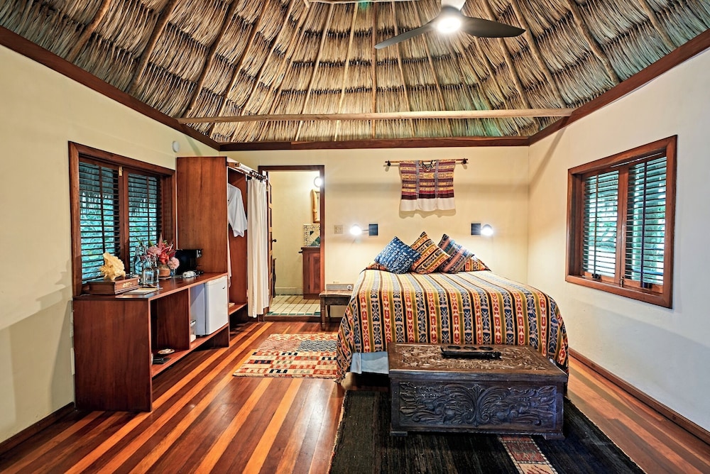 Gardenview Cabanas