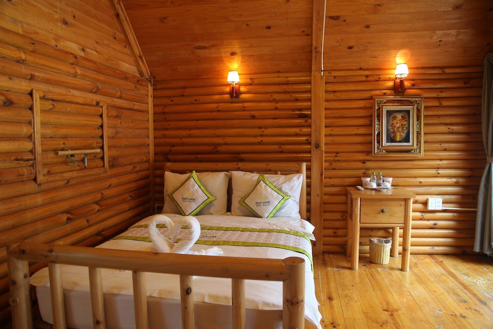Deluxe Room - Photo 3