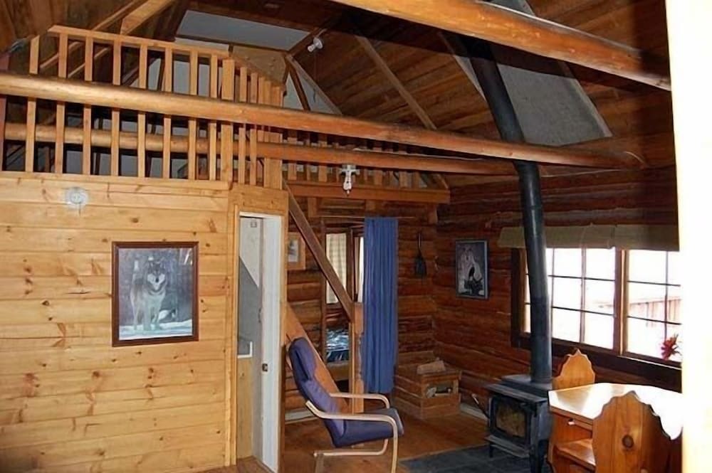 Cabin 9, 2 Bedrooms