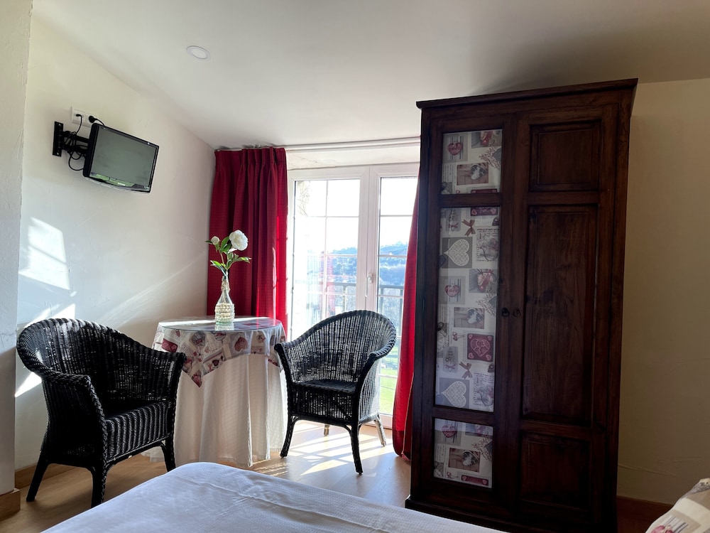 Double Room - Photo 4