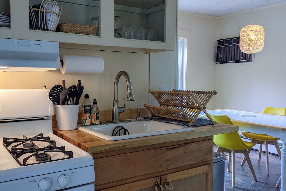 Deluxe Cabin, 2 Bedrooms, Courtyard View