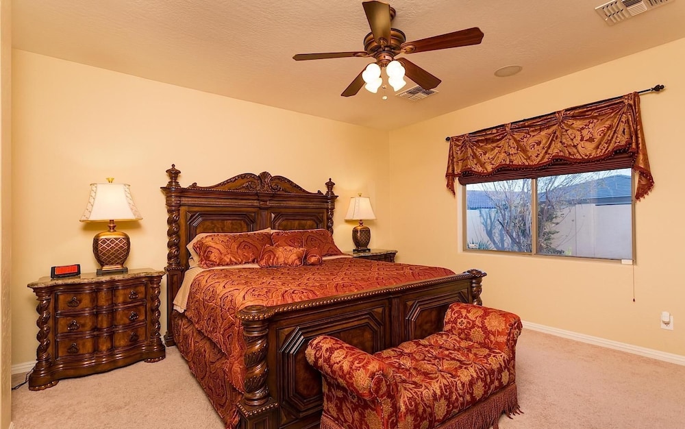 Condo, 3 Bedrooms