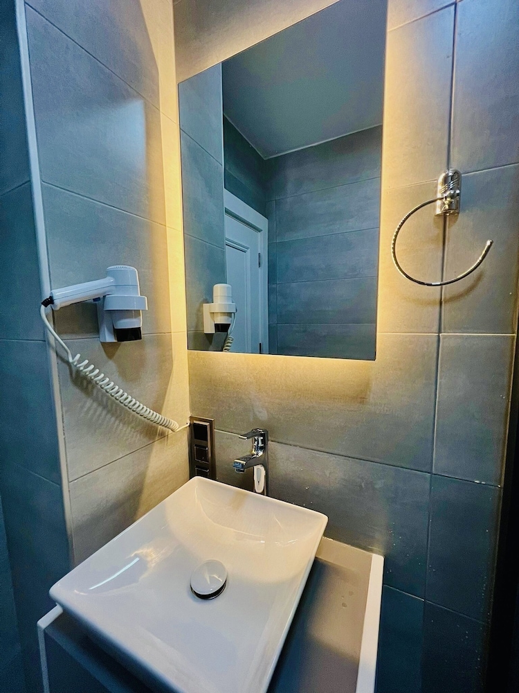 Standard Room - Photo 3