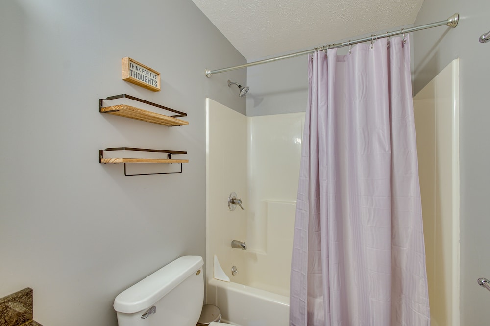 House (5 Bedrooms) photo 2