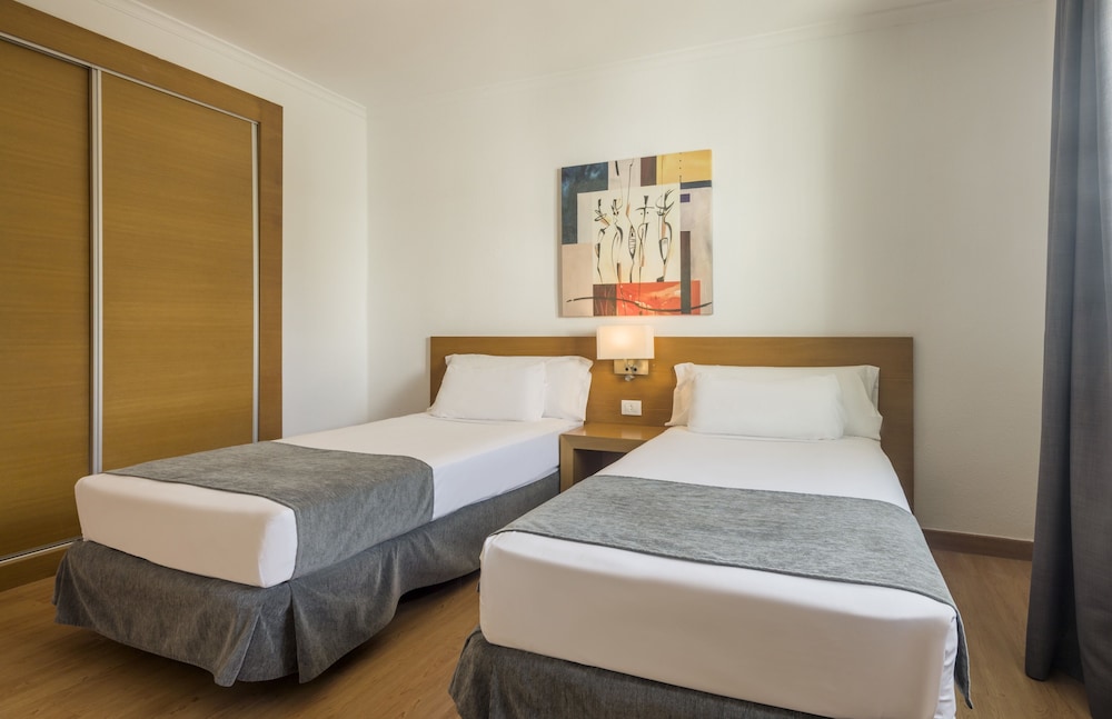 Apartment, 2 Bedrooms, 5 people - Photo 8