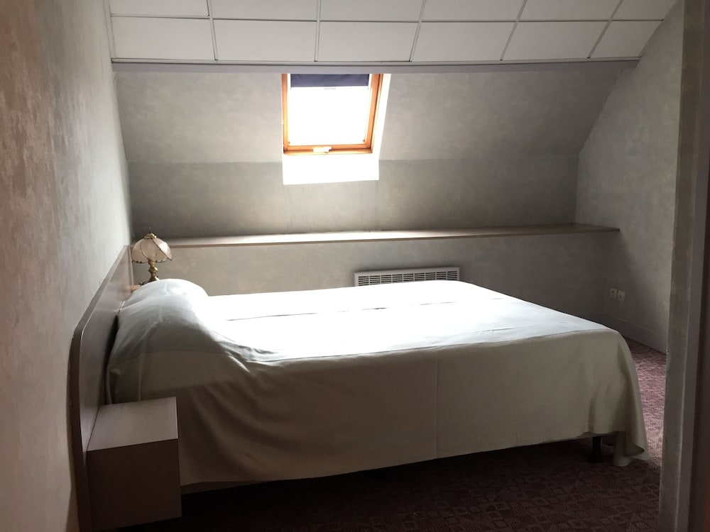 Classic Double Room, Private Bathroom - Photo 6